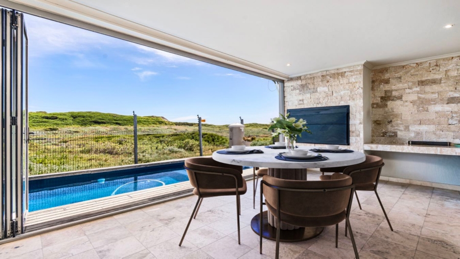 4 Bedroom Property for Sale in Sunset Beach Western Cape